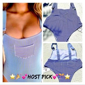 🎉HP🎊 NWT Overhauls Style High Cut Scoop Swimsuit